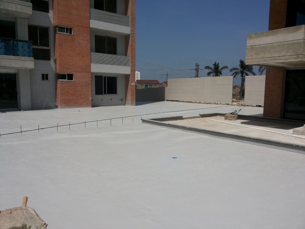 Proyecto de impermeabilización industrial en Colombia