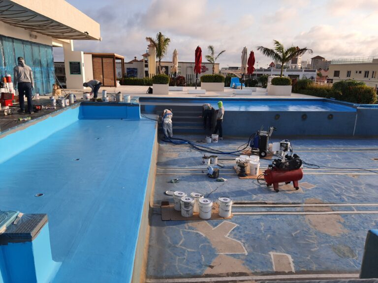 Impermeabilización con poliurea y acabado poliaspártico: vaso de piscina – registro de obra 8, Aruba