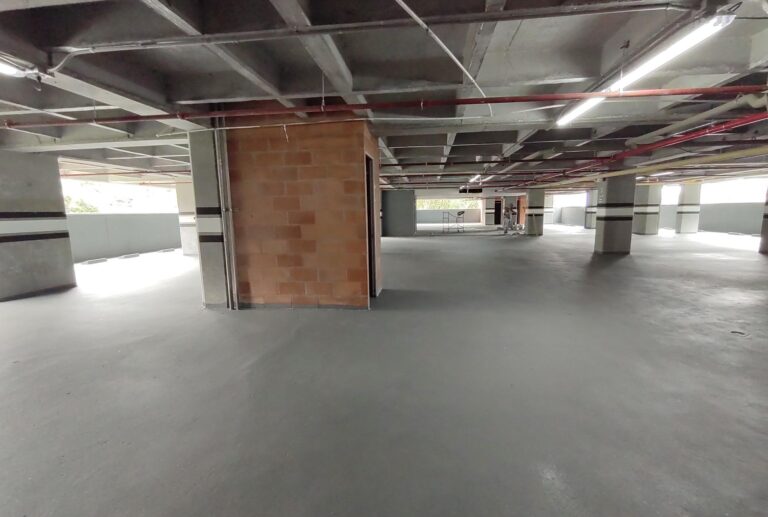 Impermeabilizacion Parqueadero – Poliurea en Caliente