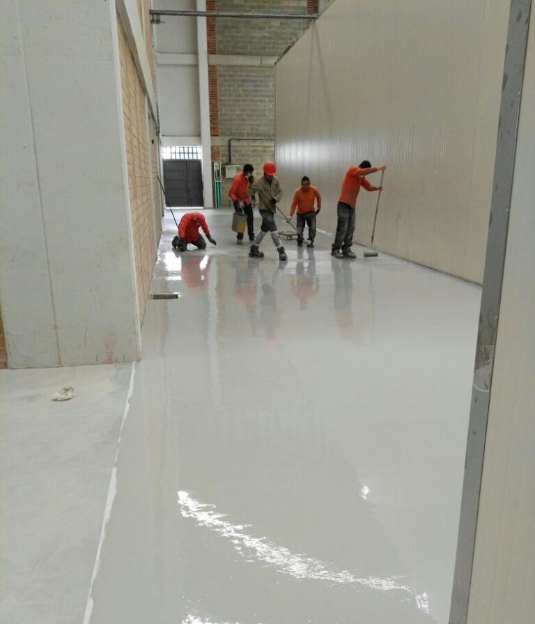Piso de poliuretano cemento: piso de bodega – registro de obra 15, Bogotá