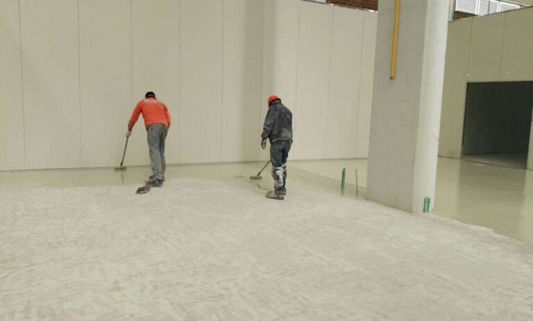 Piso de poliuretano cemento: piso de bodega – registro de obra 7, Bogotá