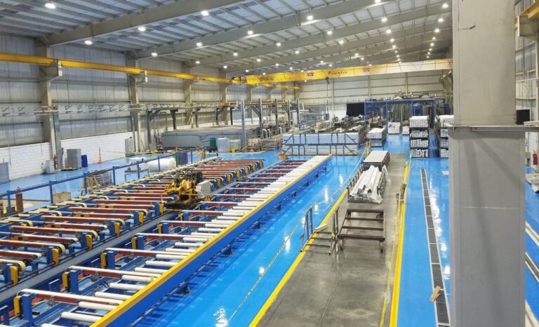 Piso epóxico con demarcación en planta industrial, Barranquilla – foto 16