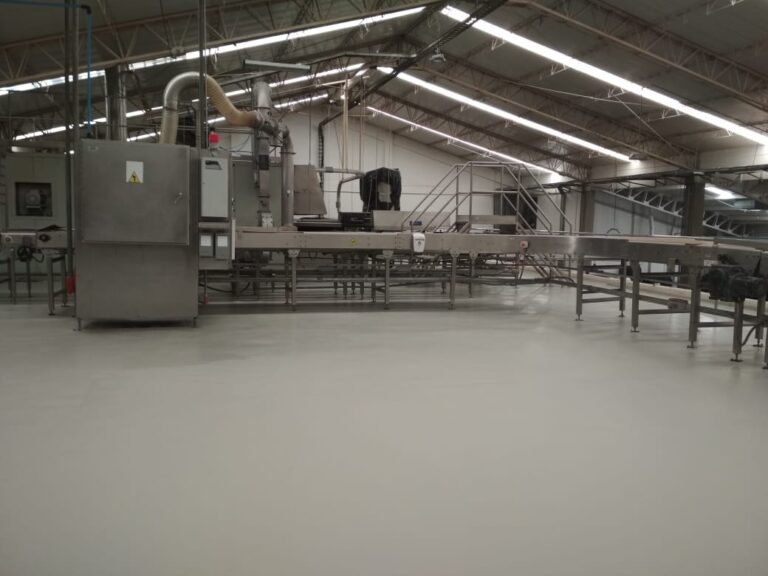 Piso de poliuretano cemento: piso de producción – registro de obra 2, Barranquilla