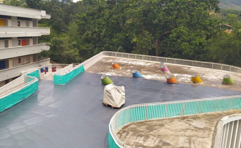 Impermeabilización con poliurea en caliente: cubierta – registro de obra 3, Floridablanca