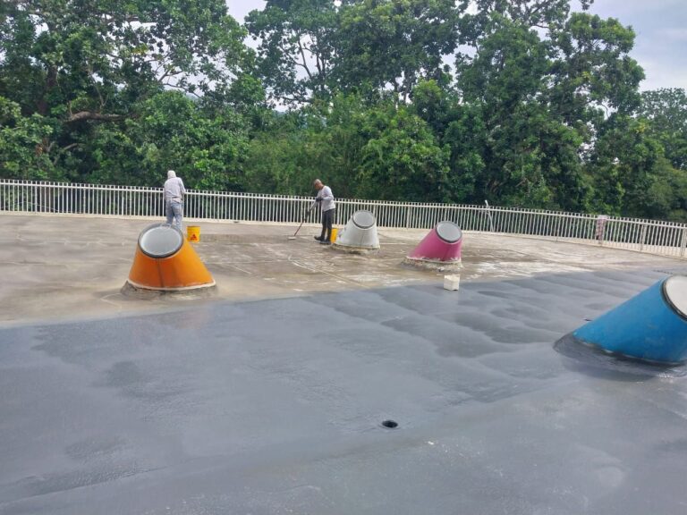 Impermeabilización con poliurea en caliente: cubierta – registro de obra 2, Floridablanca