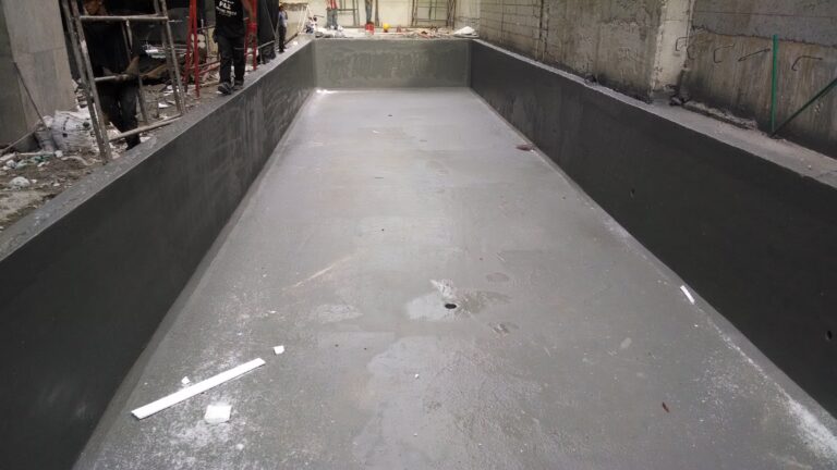 Impermeabilización con poliurea en caliente: vaso de piscina – registro de obra 3, Barranquilla
