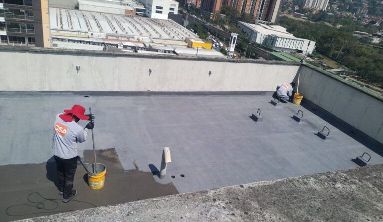 Impermeabilización acrílica reforzada (BUR): cubierta – registro de obra 17, Bello