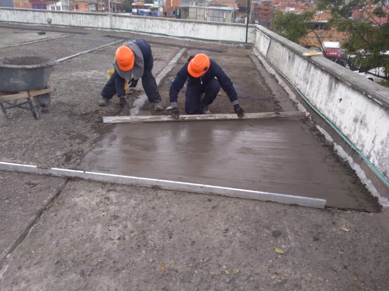 Impermeabilización con manto asfáltico granulado: cubierta – registro de obra 2, Bogotá