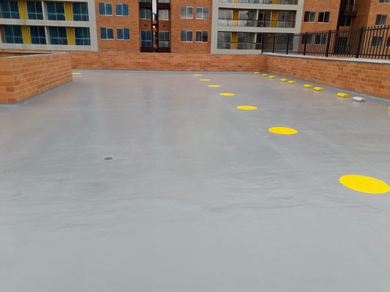 Impermeabilización de parqueadero con poliurea: parqueadero – registro de obra 15, Bogotá