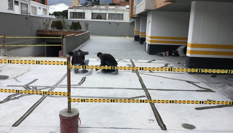 Impermeabilización de plataforma vehicular con poliurea: plataforma vehicular – registro de obra 5, Bogotá