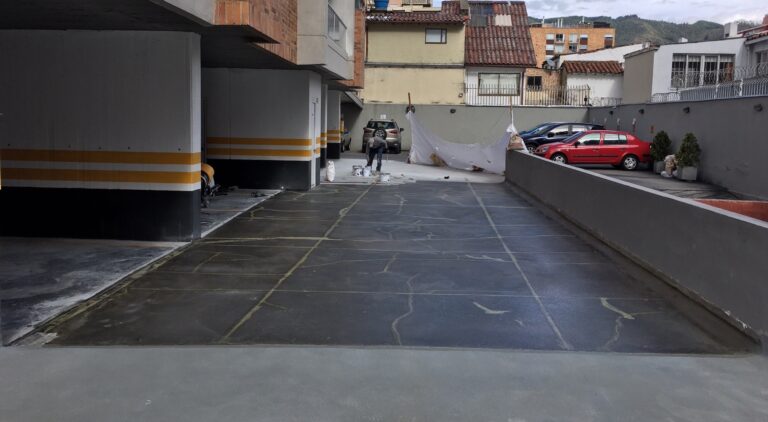 Impermeabilización de plataforma vehicular con poliurea: plataforma vehicular – registro de obra 4, Bogotá