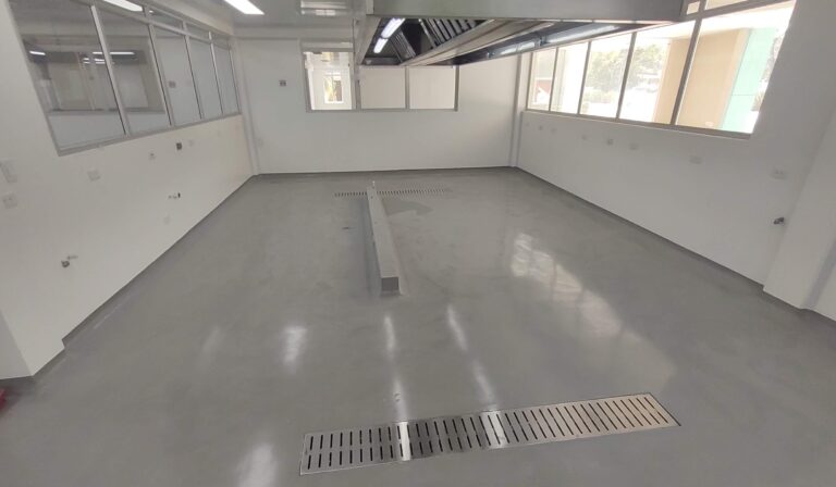 Piso de poliuretano cemento: piso – registro de obra 5, Montelíbano