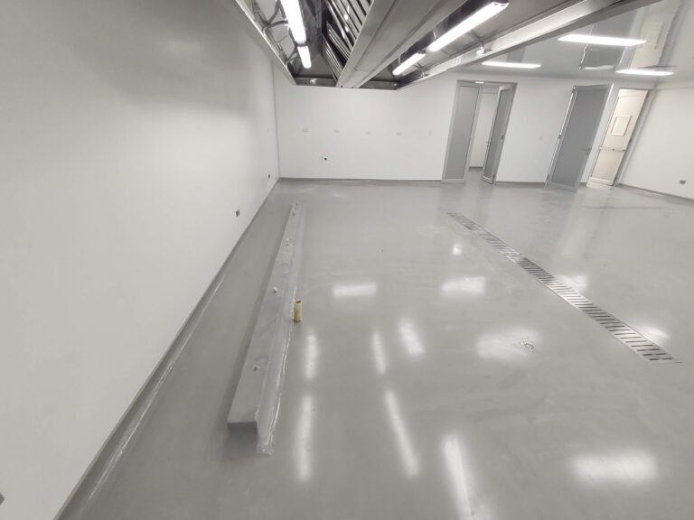Piso de poliuretano cemento: piso – registro de obra 7, Montelíbano