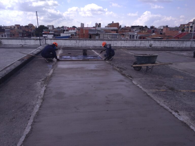 Impermeabilización con manto asfáltico granulado: cubierta – registro de obra 3, Bogotá