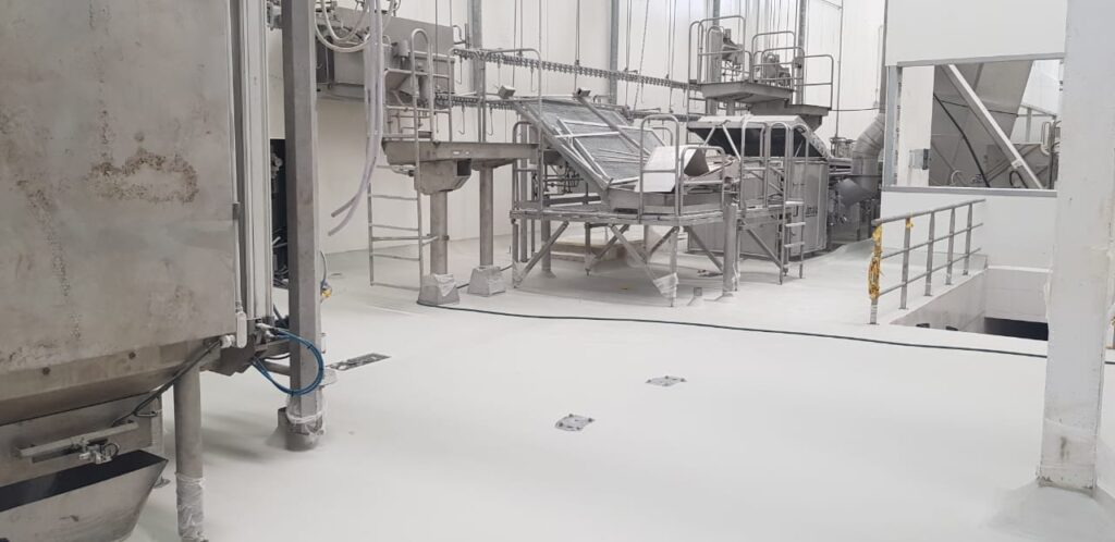 Piso Epoxico Planta de Alimentos – Poliuretano Cemento