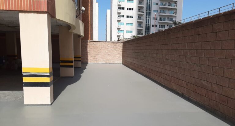 Impermeabilización de parqueadero con poliurea: parqueadero – vista general, Barranquilla