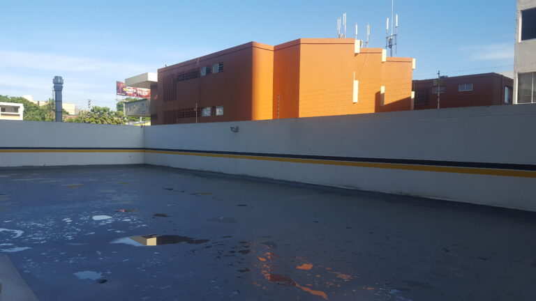 Impermeabilización de parqueadero con poliurea: parqueadero – registro de obra 1, Barranquilla
