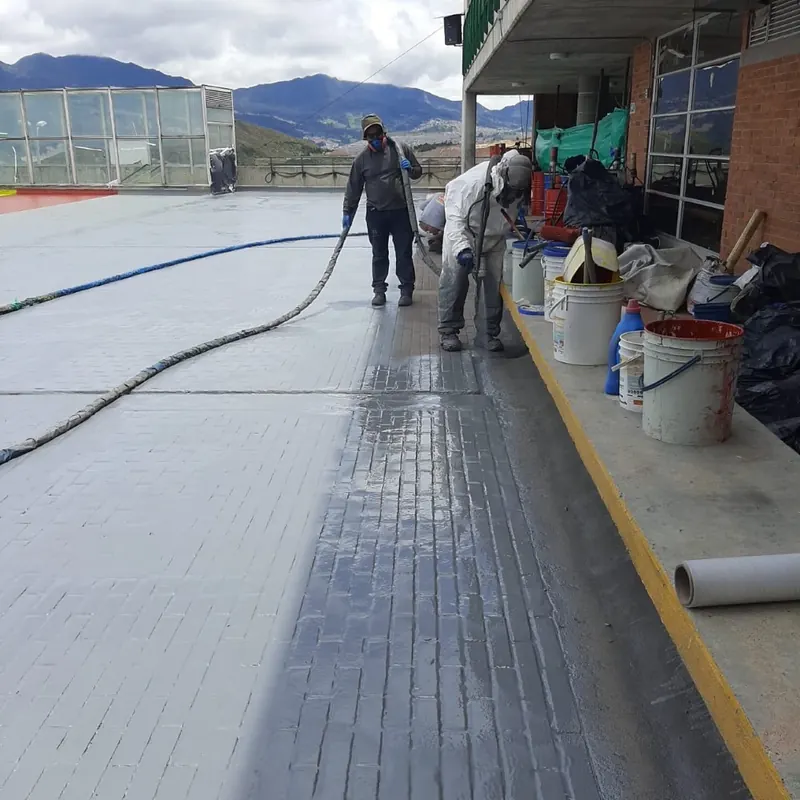 Poliurea pura en caliente