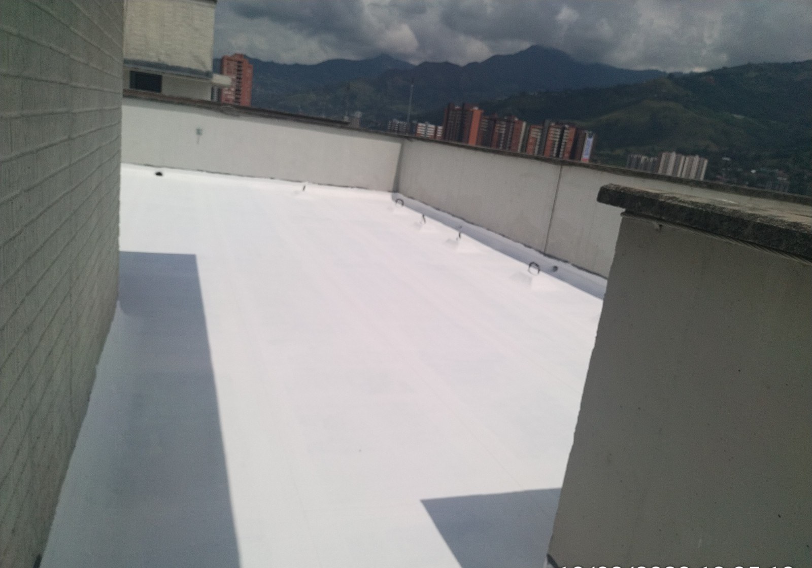 Impermeabilización acrílica — cubierta