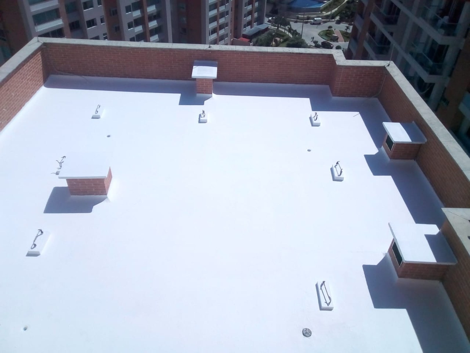 Impermeabilización acrílica — cubierta