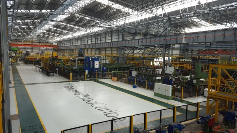 Piso epóxico autonivelante obra
