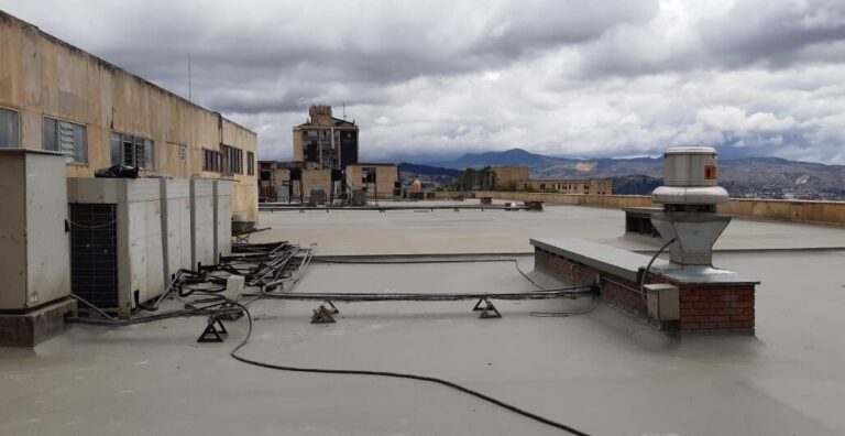 Impermeabilización con poliurea en caliente: cubierta – registro de obra 2, Bogotá