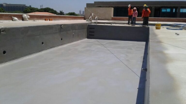 Impermeabilización con poliurea en caliente: vaso de piscina – registro de obra 5, Barranquilla