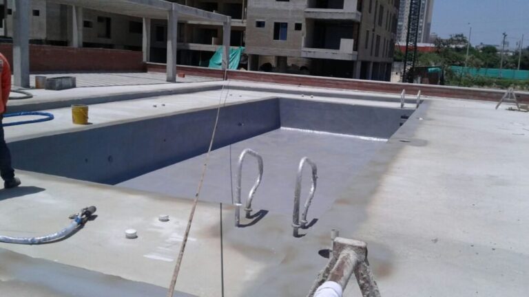 Impermeabilización con poliurea en caliente: vaso de piscina – registro de obra 6, Barranquilla