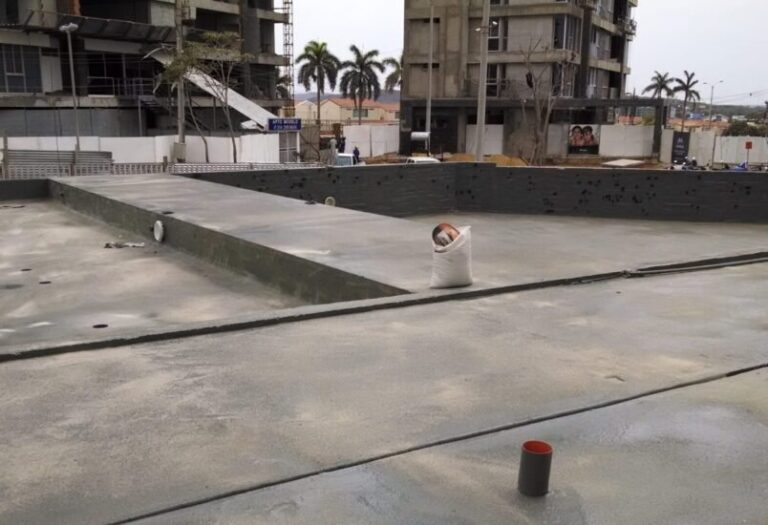 Impermeabilización con poliurea en caliente: vaso de piscina – registro de obra 7, Barranquilla