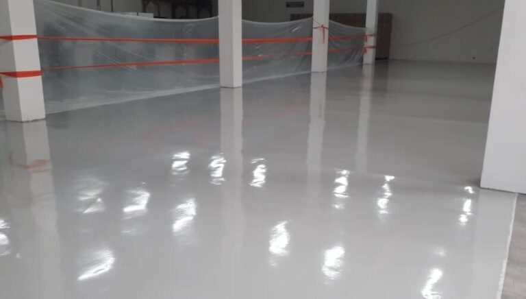 Piso de poliuretano cemento: piso de planta – registro de obra 3, Cúcuta