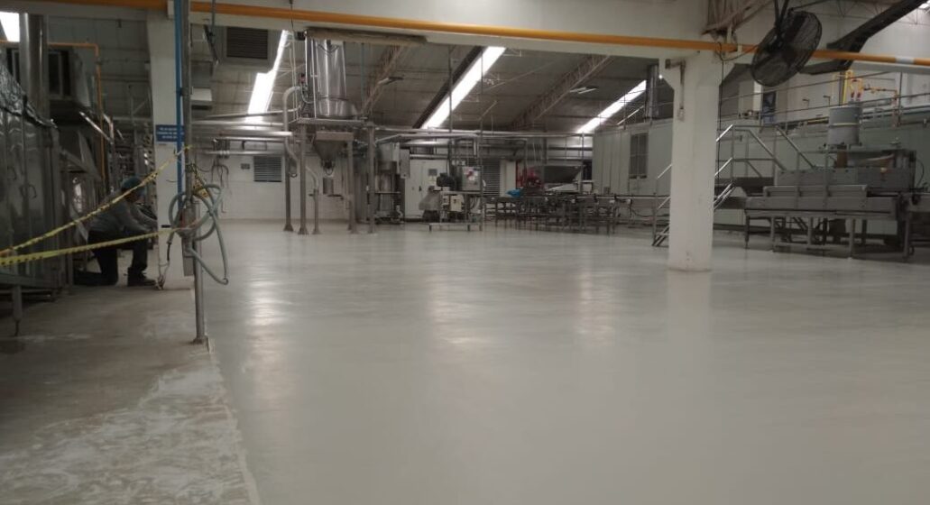 Piso Epoxico Planta de Alimentos – Poliuretano Cemento