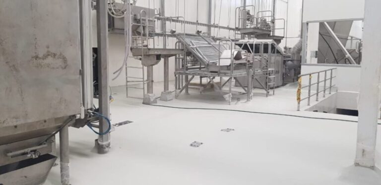Piso de poliuretano cemento: piso de producción – vista general, Barranquilla